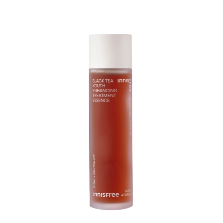 Innisfree - Black Tea Youth Enhancing Treatment Essence - Glotninamoji ir Stangrinamoji Veido Esencija - 145ml
