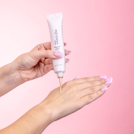 HanGlow - PerfecTone - Tinted Sunscreen SPF 50+ - Gražinamasis Kremas Su Filtru - 02 - 50 ml