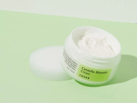 COSRX - Centella Blemish Cream – Raminamasis Kremas Probleminei Odai – 30 ml
