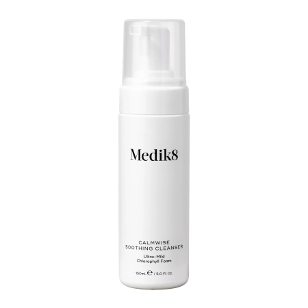 Medik8 - Calmwise Soothing Cleanser - Ultra-Mild - Chlorophyll Foam - Švelnios Valomosios Putos Jautriai, Kapiliarinei Odai - 150ml