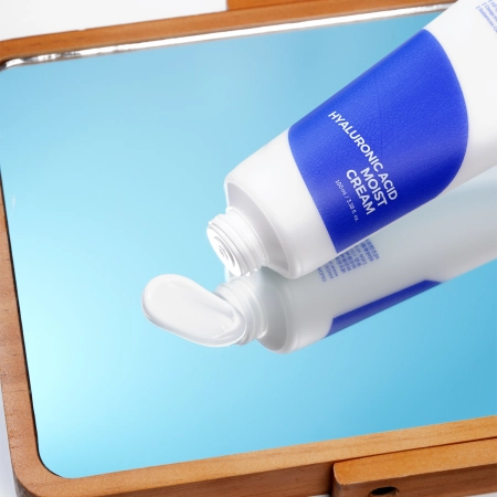 Isntree - Hyaluronic Acid Moist Cream – Drėkinamasis Kremas su Hialurono Rūgštimi – 100 ml