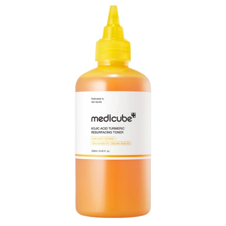 Medicube - Kojic Acid Turmeric Resurfacing Toner - Šviesinantis Veido Tonikas - 250ml