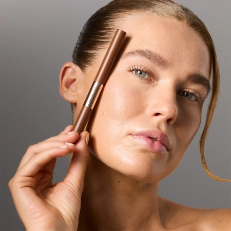 GOSH - Brow Tint - Ilgai Išliekantis Antakių Tintas su Geliu - 002 Dark Brown - 2,9g