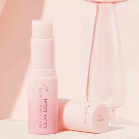 Aperire - Blooming Days Glow Balm - Švytėjimo Suteikiantis Balzamas Pieštuko Formoje - 9,5 g
