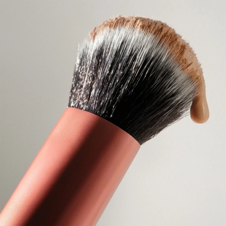 Real Techniques - Expert Face Brush - Makiažo Pagrindo Tepimo Šepetėlis - 1vnt.