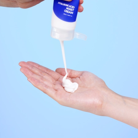 Isntree - Hyaluronic Acid Moist Cream – Drėkinamasis Kremas su Hialurono Rūgštimi – 100 ml