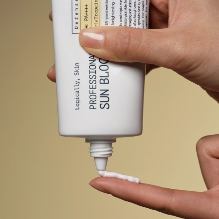 Logically, Skin - Professional Sun Block SPF50+ PA++++ – Raminamasis Veido Kremas su SPF – 70 g